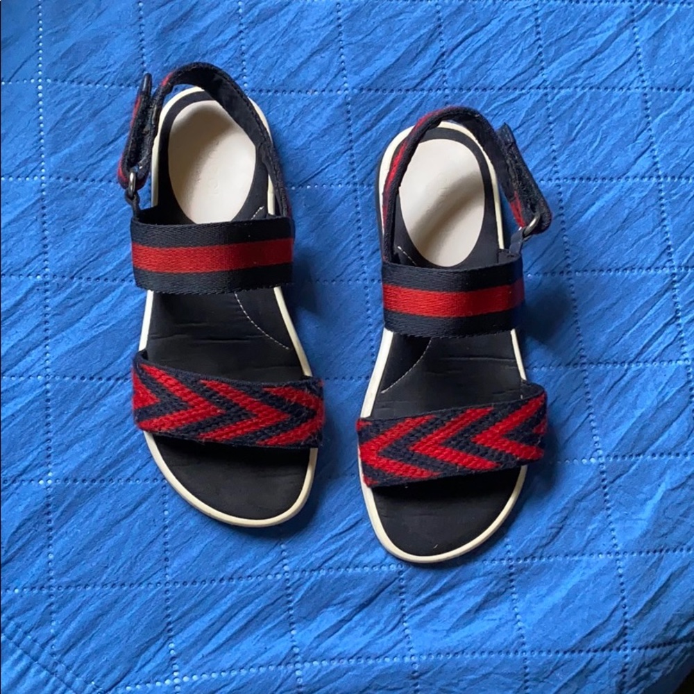 Kid gucci sandals
